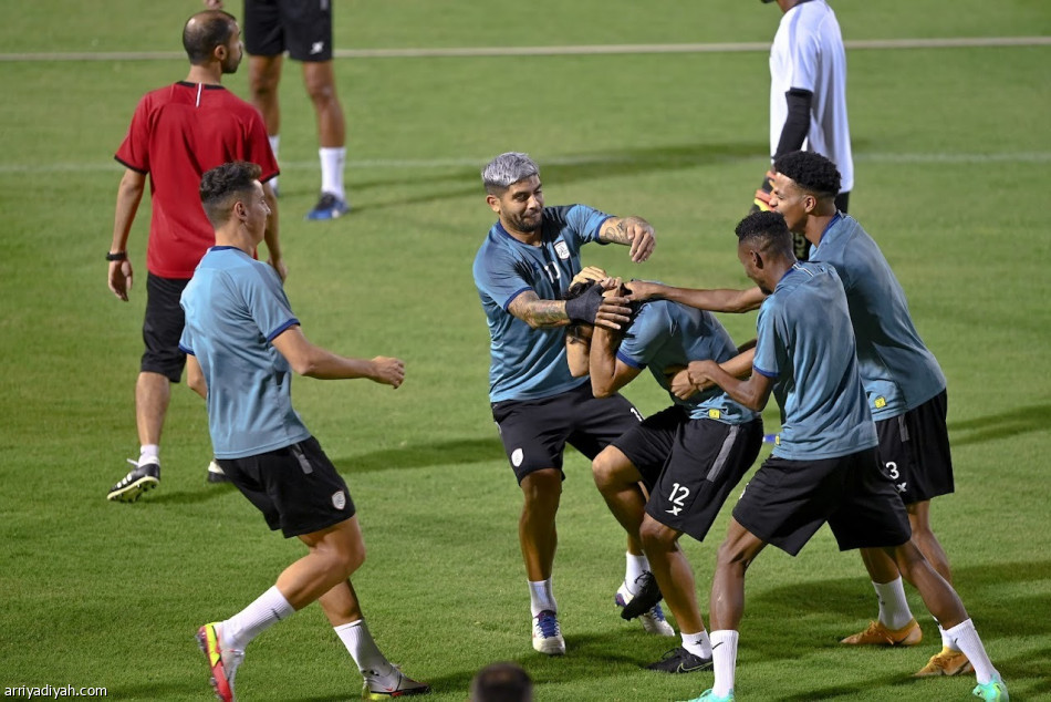 الشباب.. تكتيك جديد قبل الاتفاق