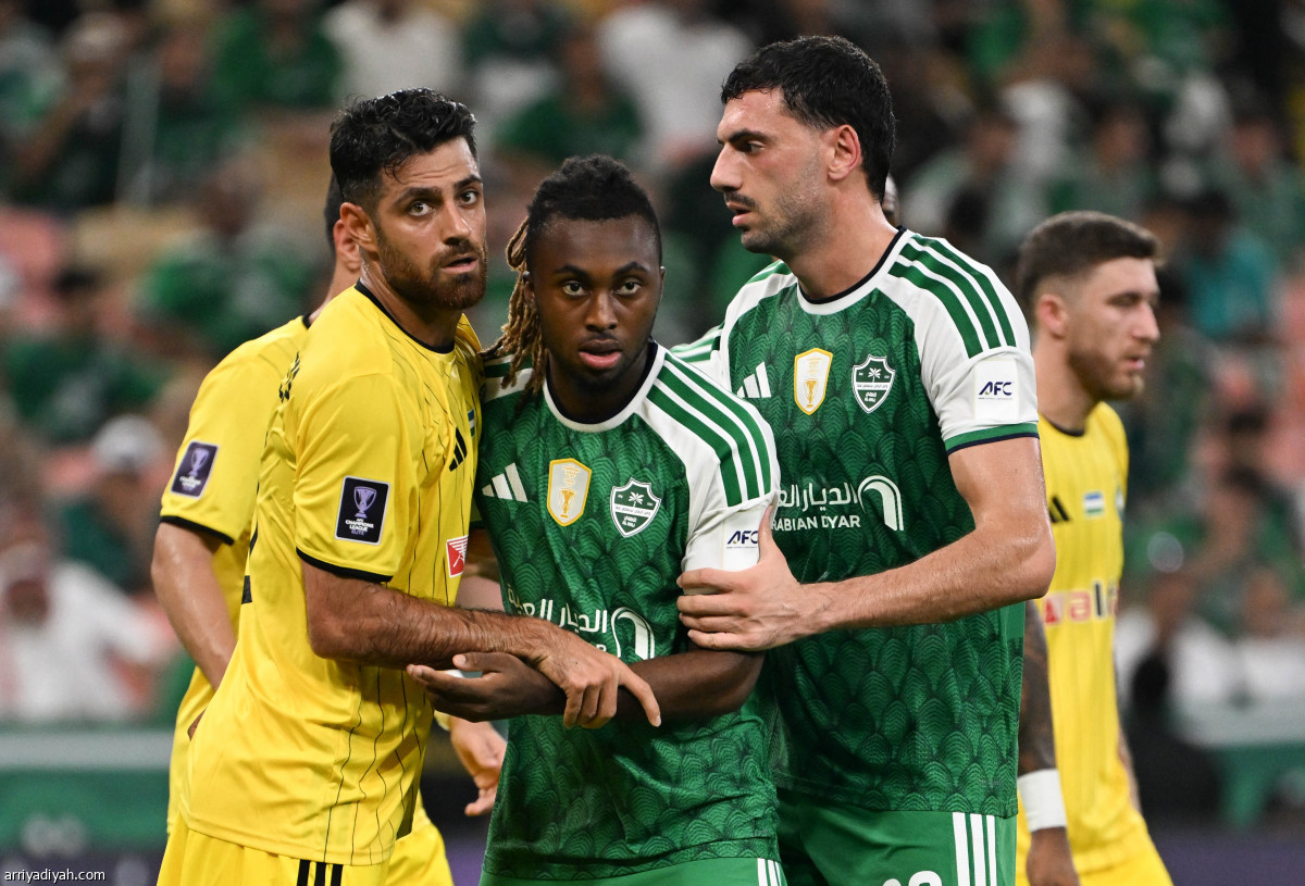 البطل يفقد نقطتين