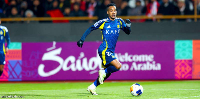 النصر يدرس عروض العلا ونيوم لبيع عقد عبد الرحمن غريب