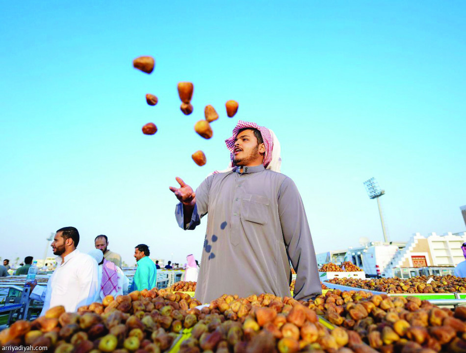 موسم تمور عنيزة..
3 آلاف زائر