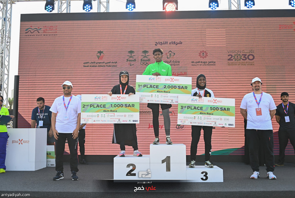 3500 مشاركا في نصف ماراثون جدة