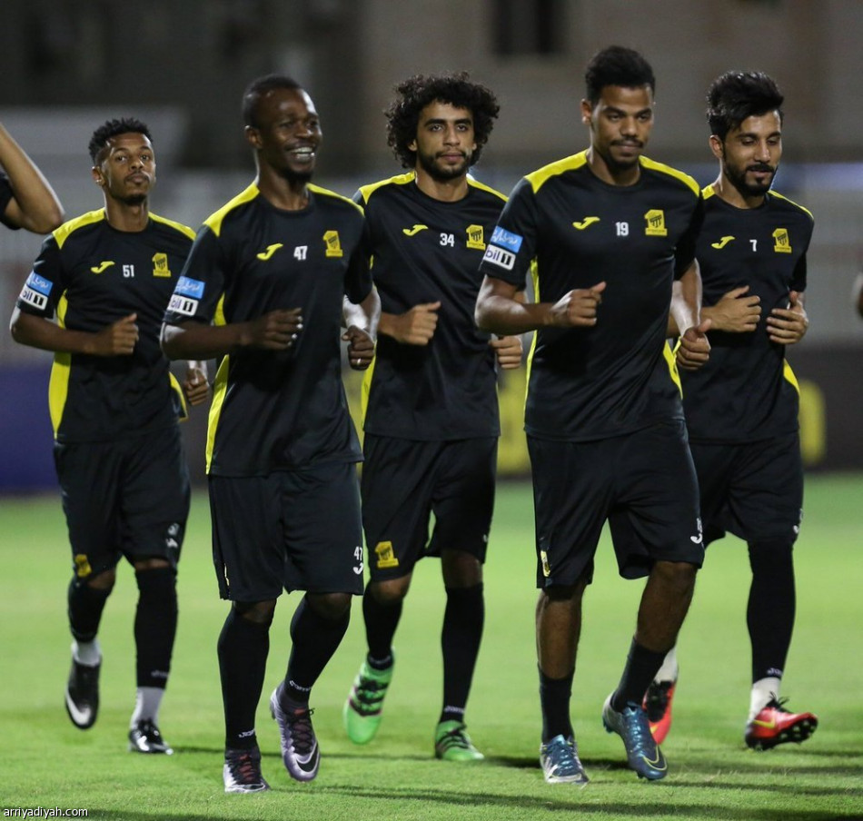 الاتحاد يمنح كهربا رقم 10 وفيلانوفا رقم 7