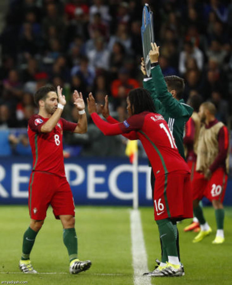 ريناتو يحطم الرقم القياسي لرونالدو كأصغر برتغالي يشارك في كأس الأمم الأوروبية