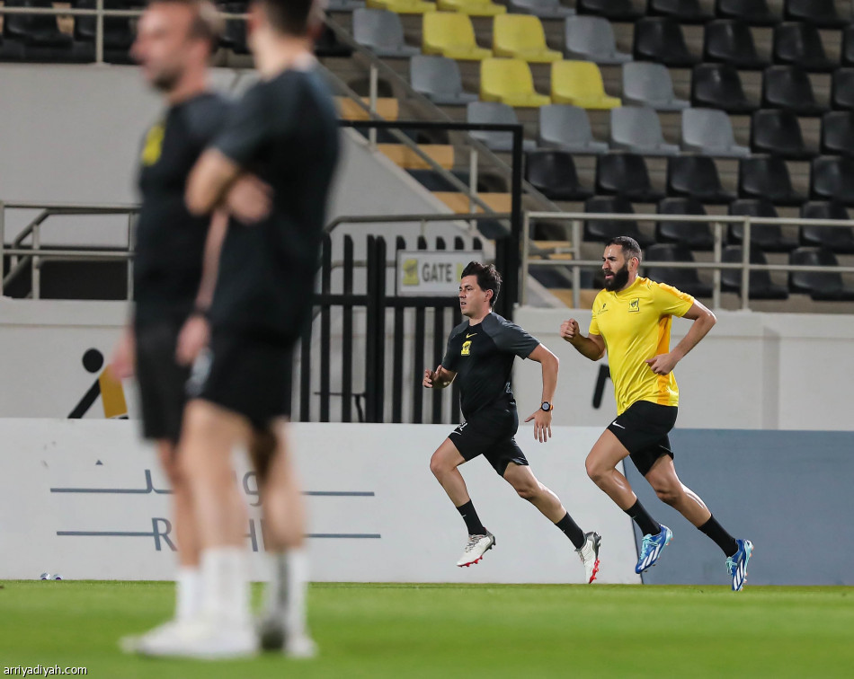 الاتحاد.. كادش يشارك في التدريبات الجماعية