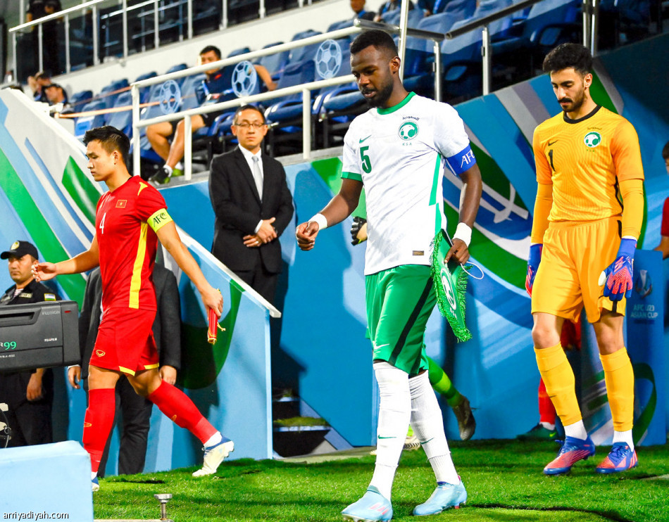 الأخضر..
العبور الثالث