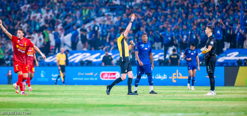 نادي الفتح يصدر بيانًا يشتكي من الأخطاء التحكيمية في دوري روشن السعودي