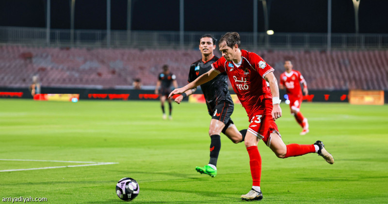 Al Wahda and Riyadh repeat the largest tie