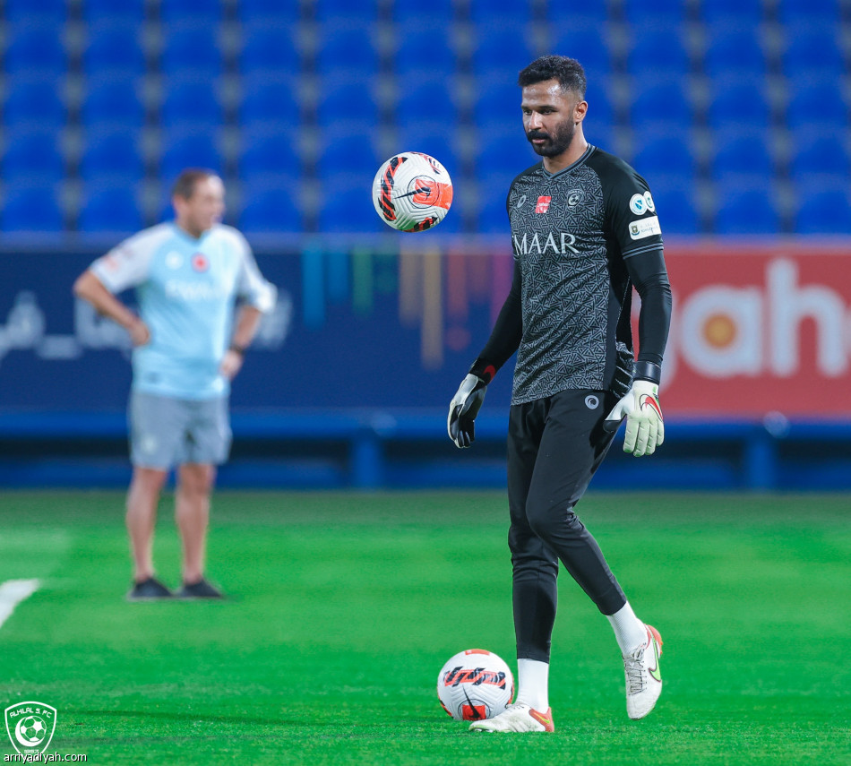 الهلال.. الفرج وكاريلو يتدربان.. وبيريرا يفحص الجهاز التنفسي