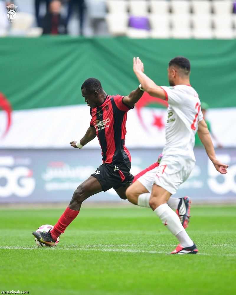 قبل نهائي الكونفدرالية.. اتحاد العاصمة يتوّج بكأس الجزائر