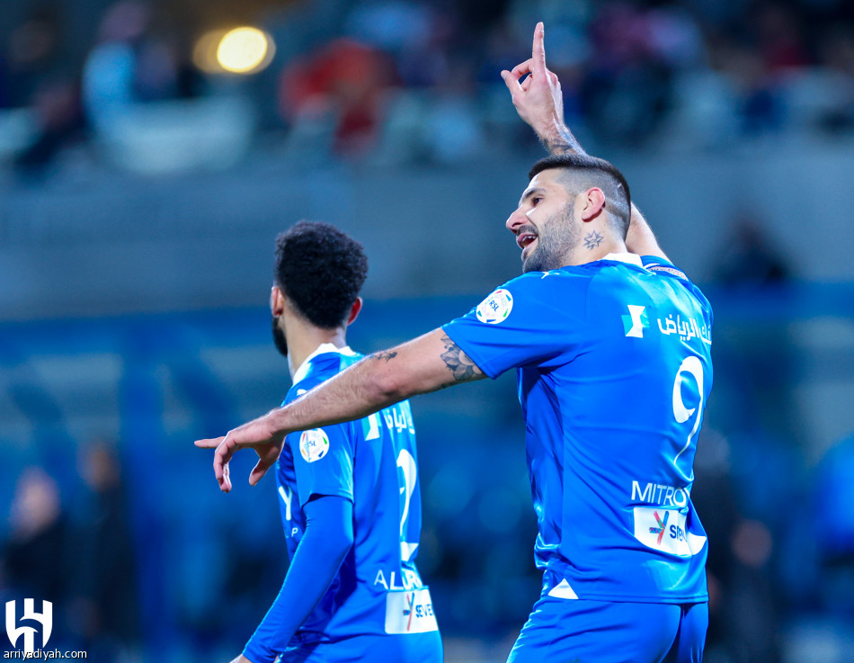 الهلال يضم الوحدة إلى ضحاياه