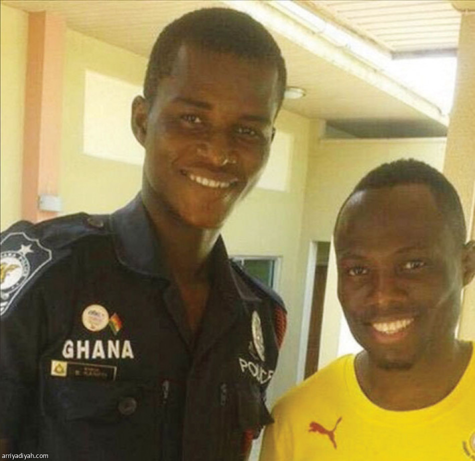 سارفو..
شرطي يقتحم تشكيلة الخليج