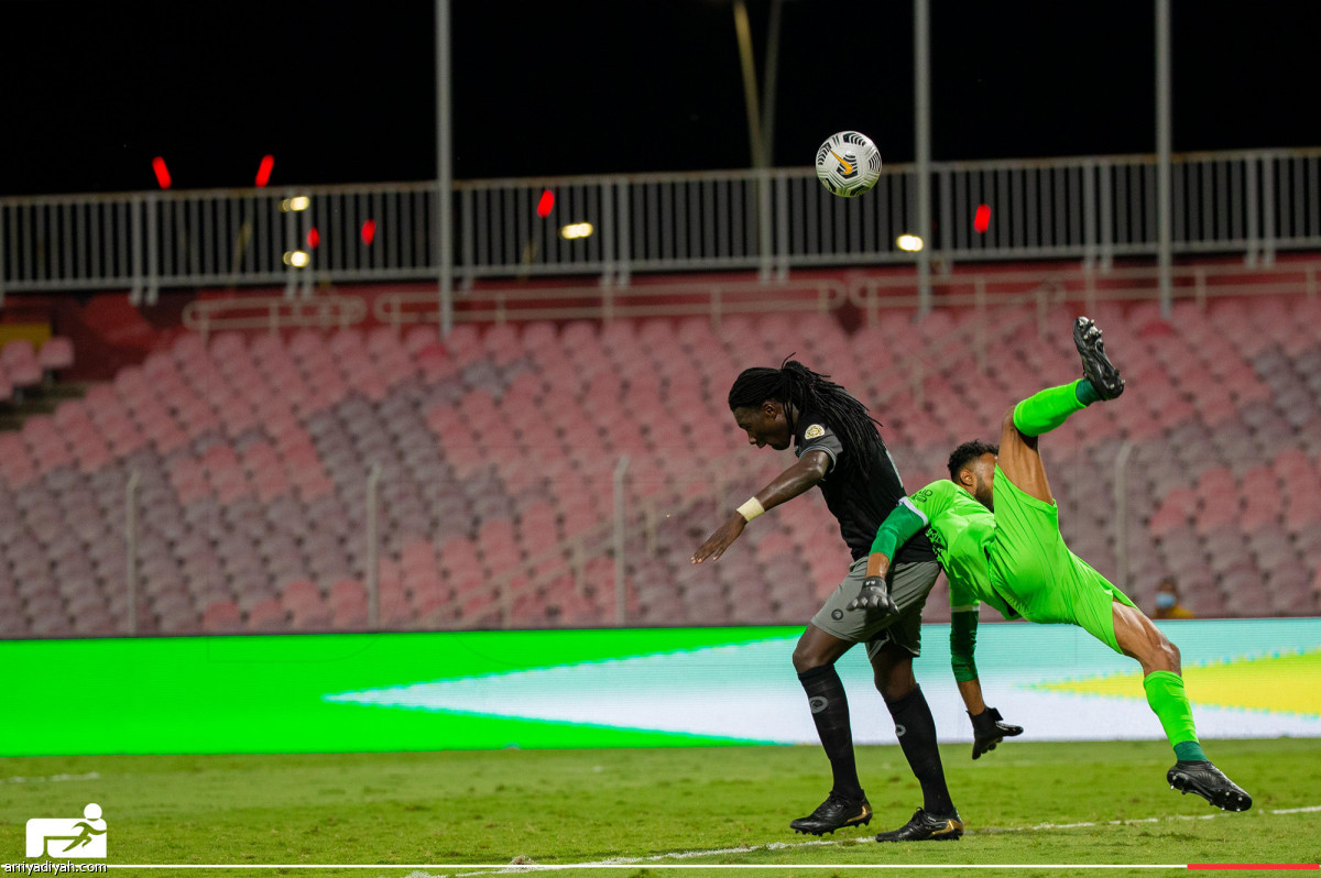 الوحدة والهلال.. هاتريك وصدارة «صور»