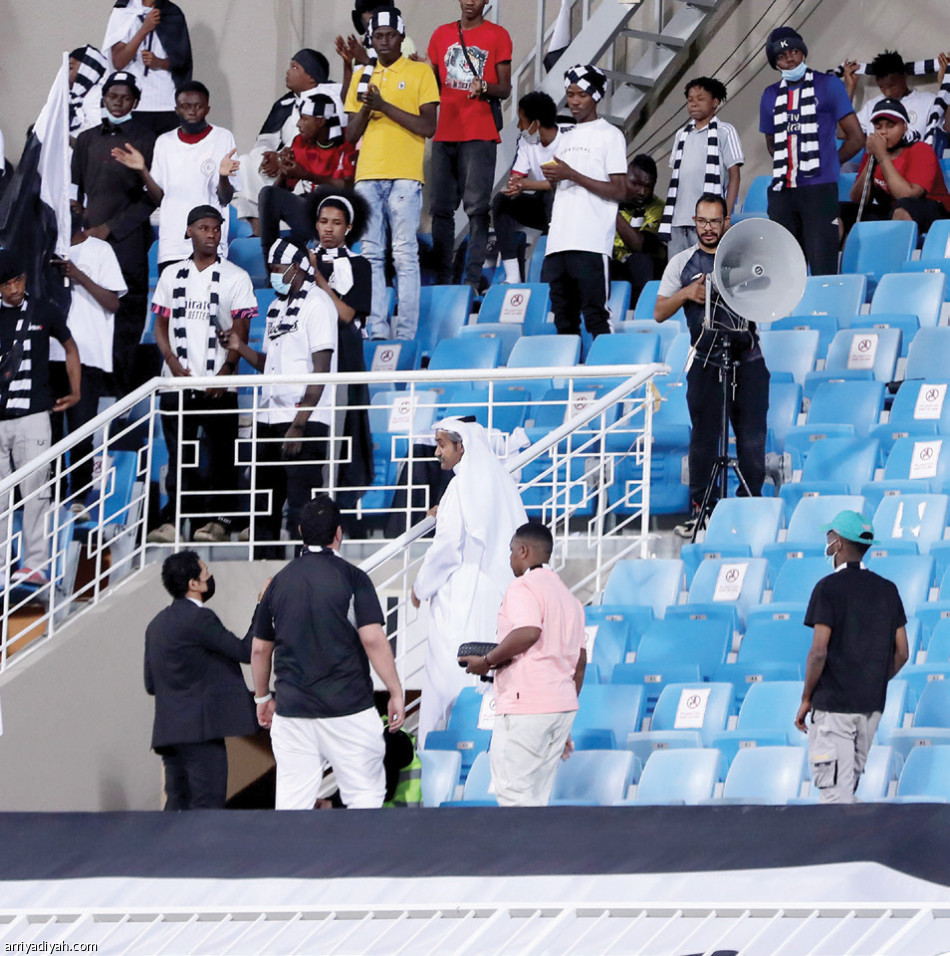 أمام الشباب.. 
13 فرحة هلالية