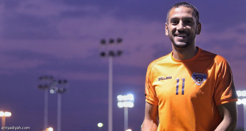 كسر في الساق يُغيب الجهيم عن الهلال