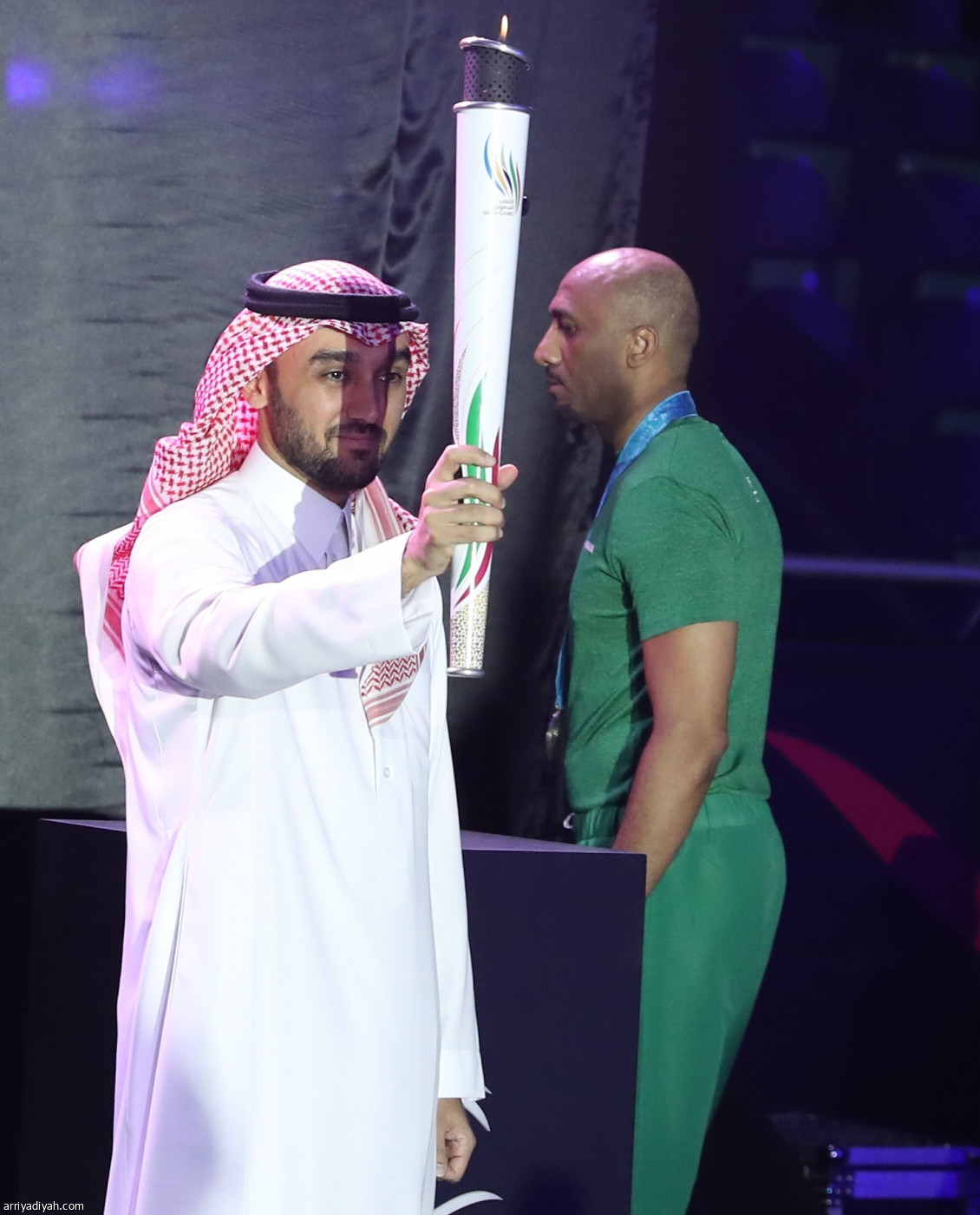 الفيصل يوقد شعلة «ألعاب السعودية»