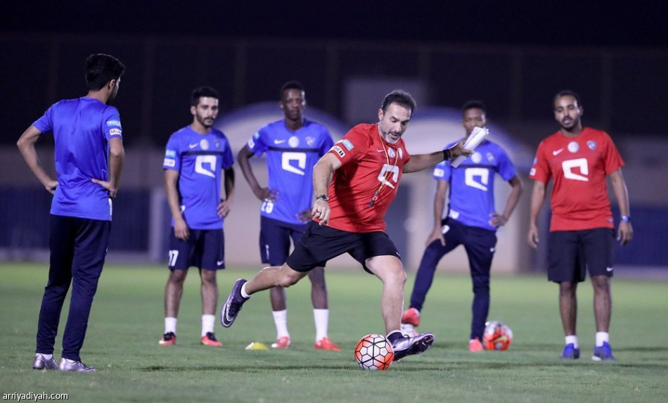 الشمراني والبقعاوي يغيبان عن تدريب الهلال