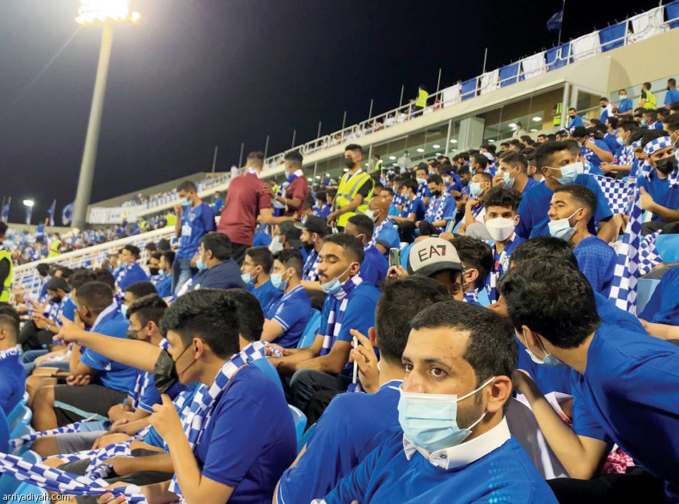 بالتخصص.. 
الهلال يتجلى ويطرب