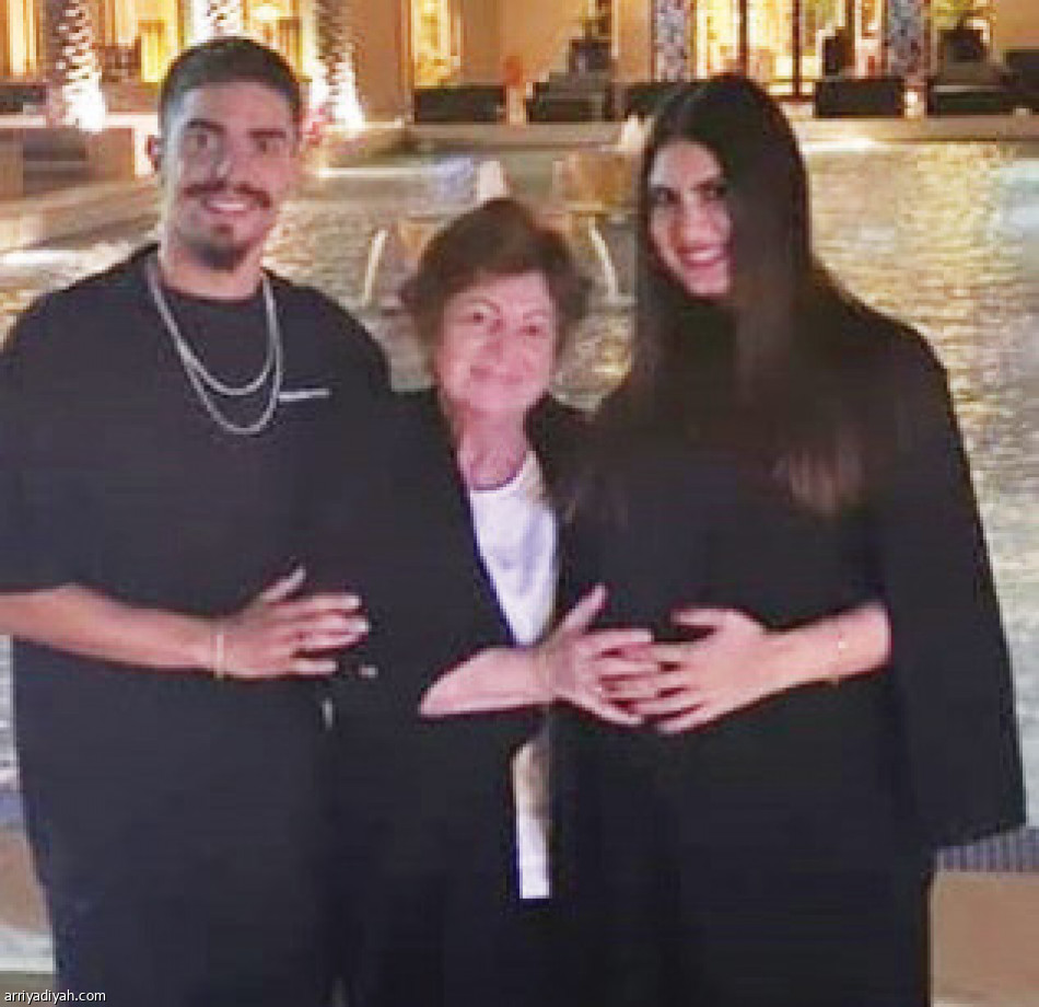 يوم المرأة
يسيطر على منصات اللاعبين