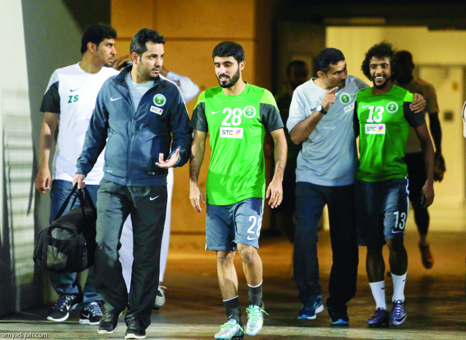 الرئيس يولعها بهاشتاق “منتخبنا ـ أولاً”