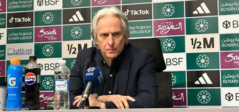 جورجي جيسوس يشيد بفوز الهلال على الأخدود ويعتبر ناصر الدوسري مرجعًا للاعبين السعوديين