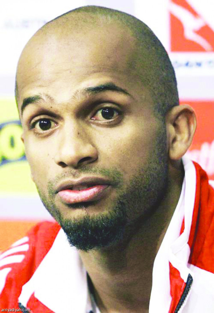 الهلال يقطع الطريق على منافسيه ويكسب كادش