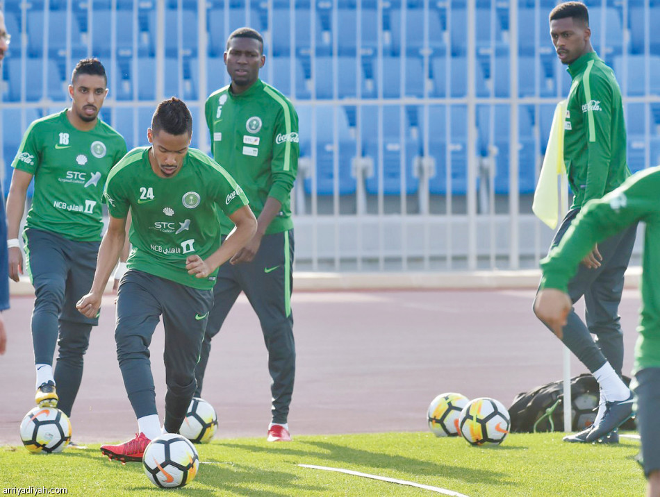 الشباب يتعادل مع الأخضر في مباراة الساعتين