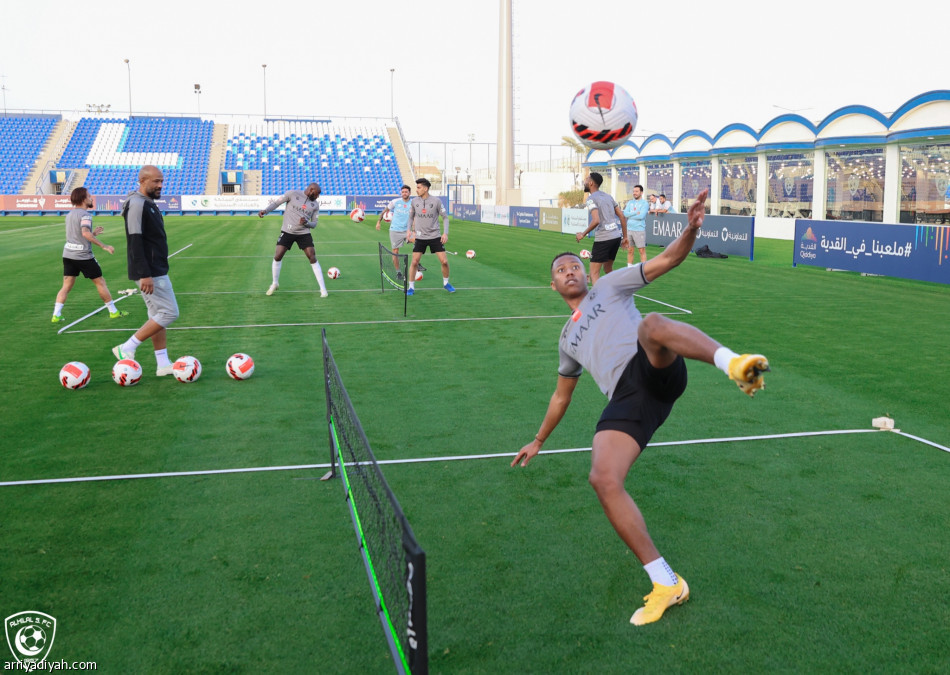 الهلال يعود بملف نصف نهائي الكأس