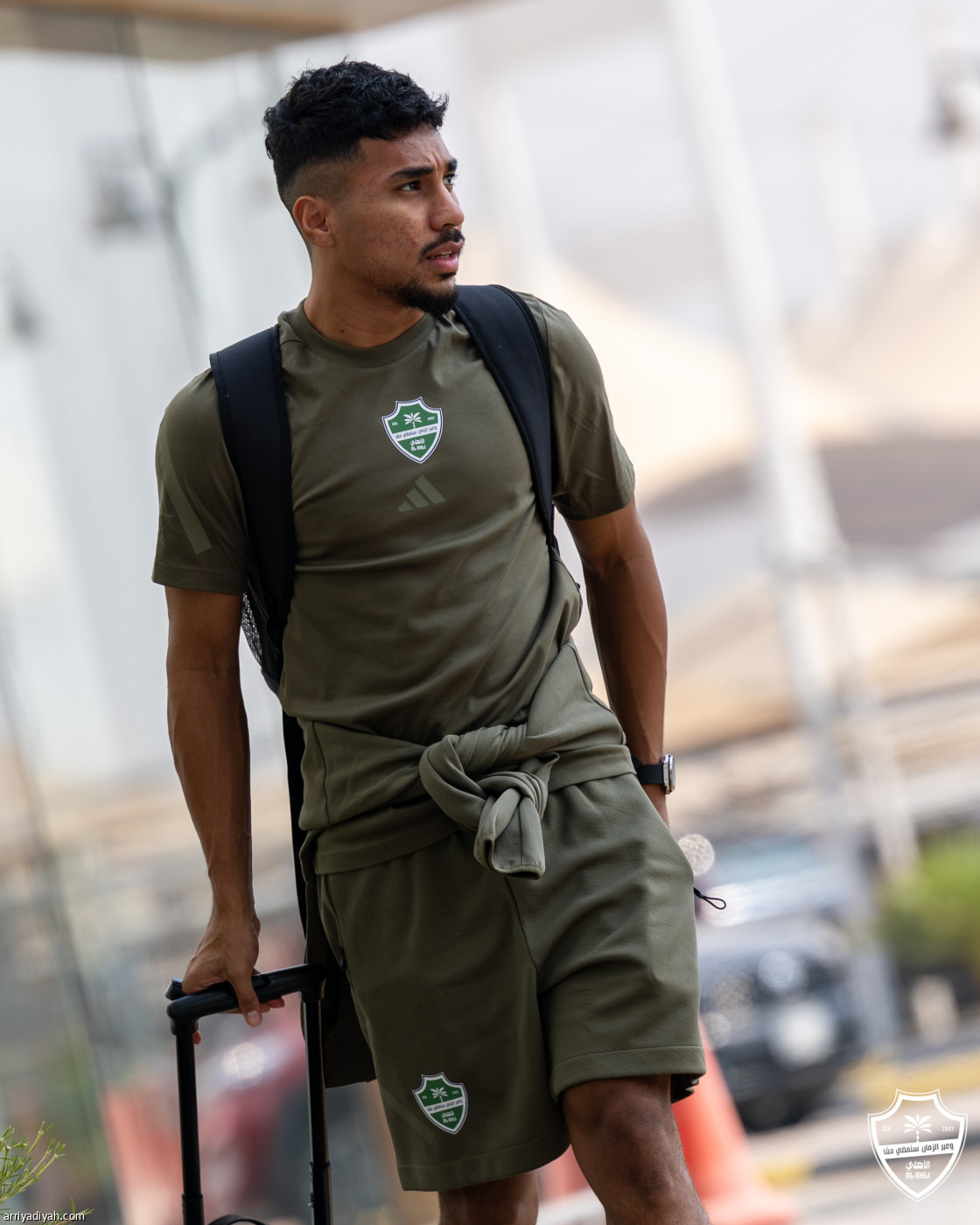 الأهلي يغادر