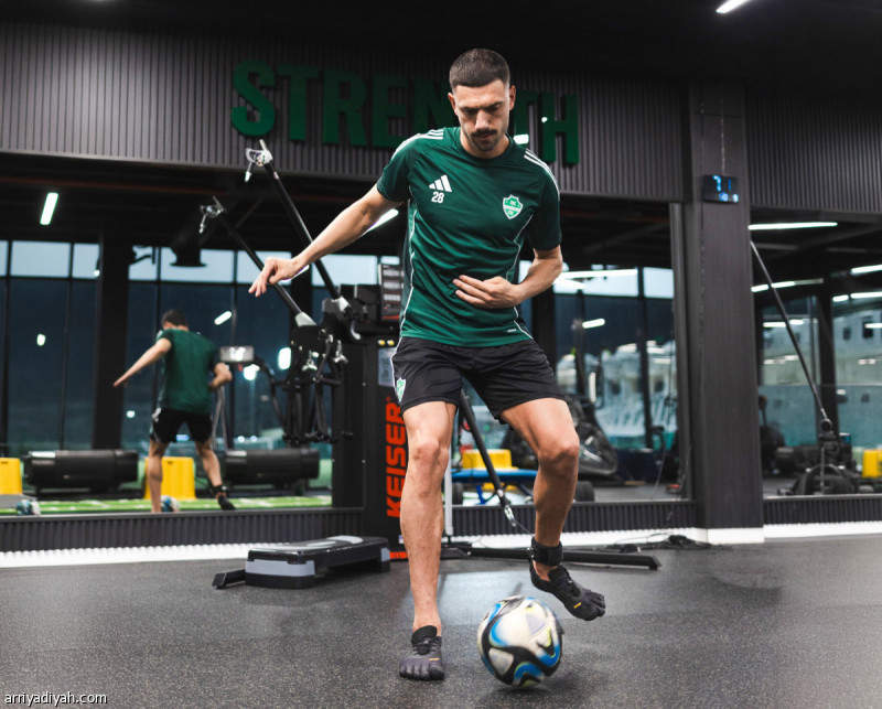 ديميرال انتظار.. ويايسله محتار