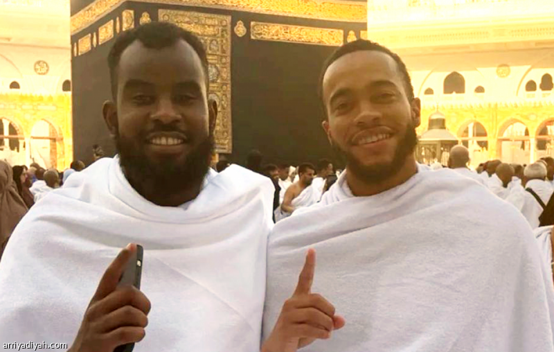 كوايسون يعتنق الإسلام بعد تجربة إنسانية في السعودية 