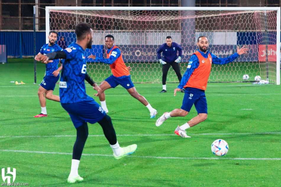 الهلال ينهي تحضيرات مواجهة الفيحاء