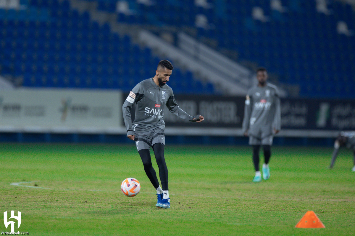 الهلال.. لياقة وتكتيك