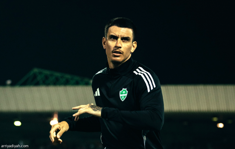 إحصائيات ومشاركة إيبانيز مع الأندية والمنتخب