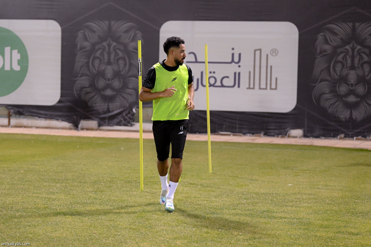 النصر والشباب يتأهبان