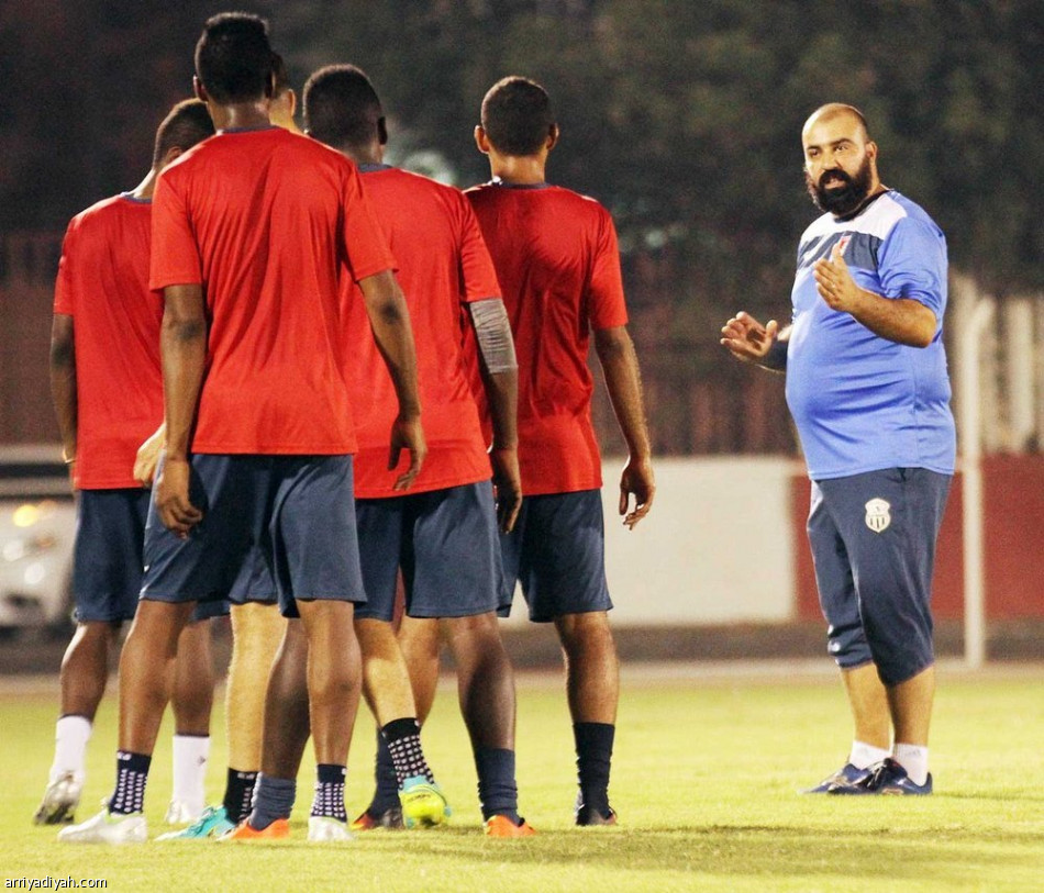 مضوي: أتمنى مباراة تليق بعراقة المباراة