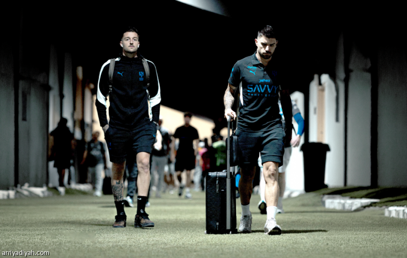 الهلال بلا تغييرات.. والفيحاء يُبعد سيميدو
