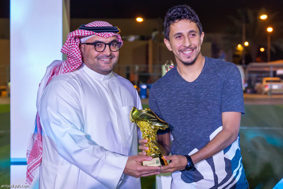 رئيس البريد السعودي يتوج بطل «سبل 2022»