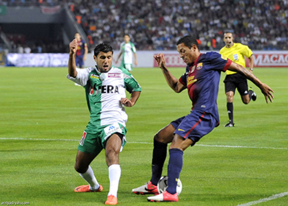 الأهلي يبحث عن أول فوز عربي على برشلونة