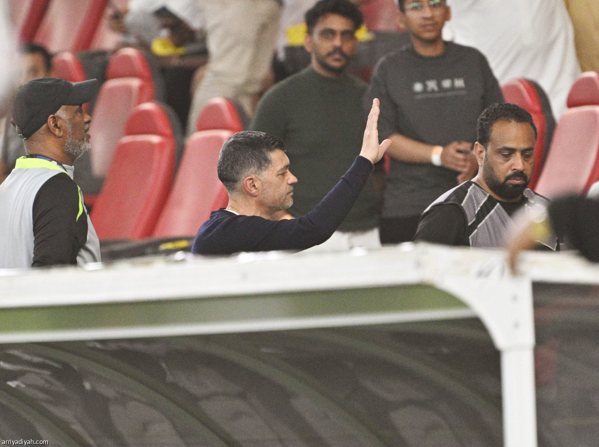 مشادة.. ثم صلح