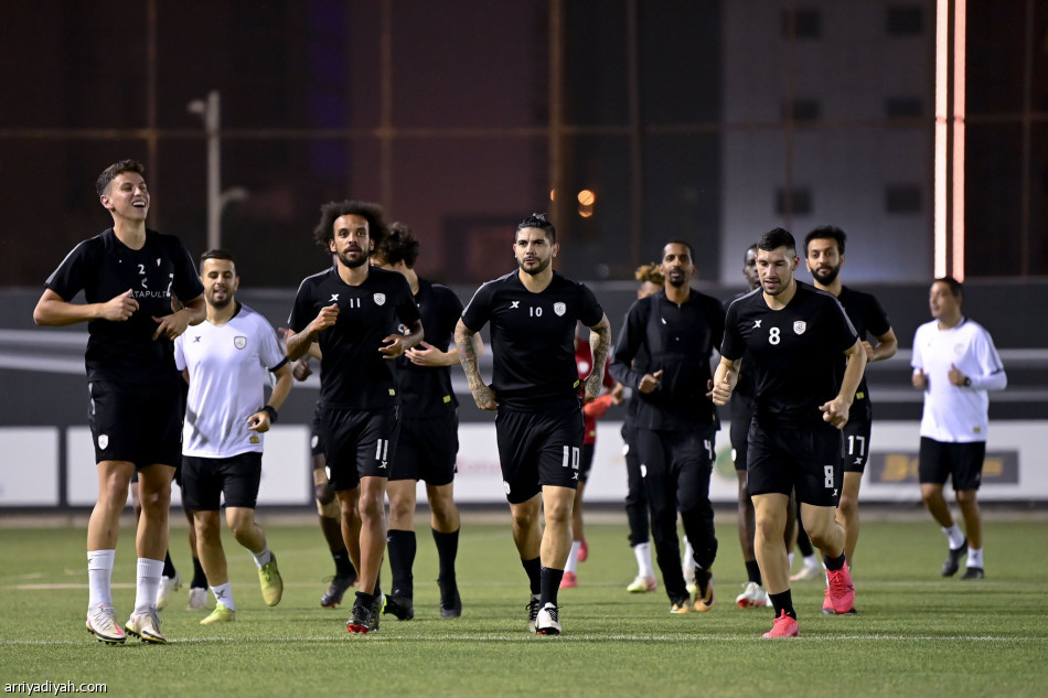هيرنانديز يكثف التدريبات اللياقية