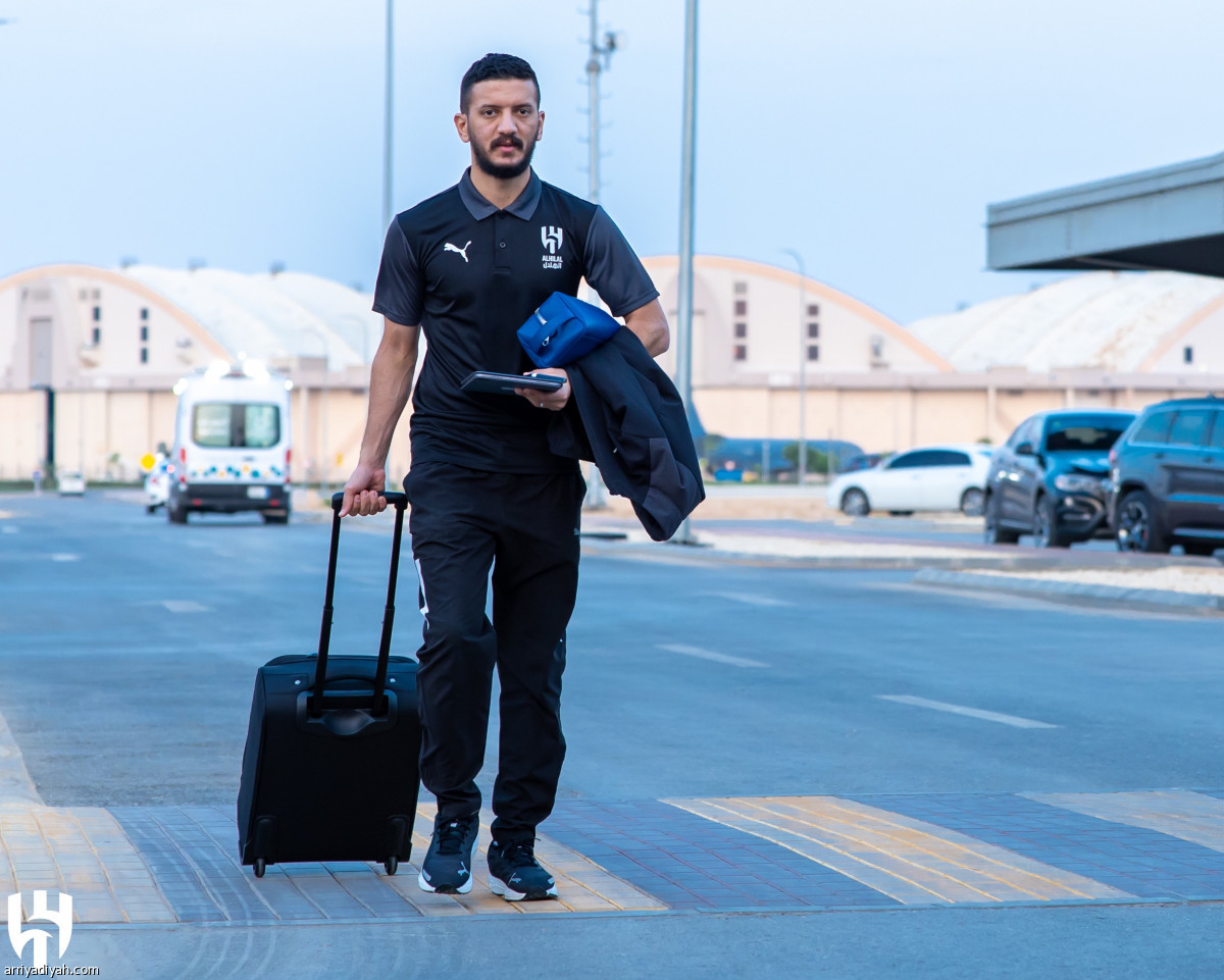 الهلال إلى مومباي