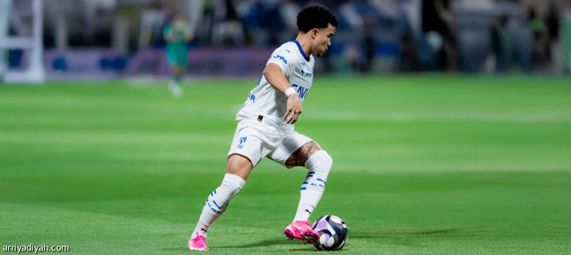 الهلال يخضع البرازيلي كايو سيزار لفحص طبي بعد إصابته في مباراة الفتح