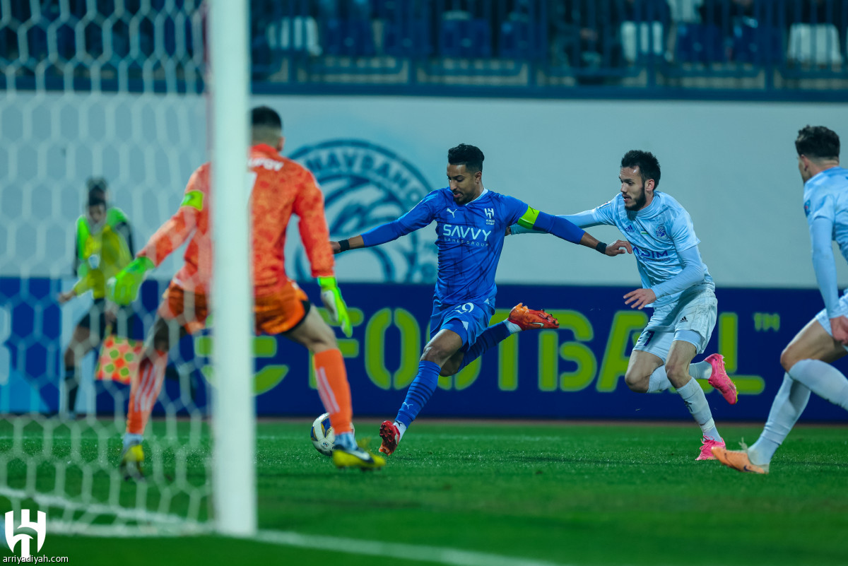 الهلال.. يتأهل