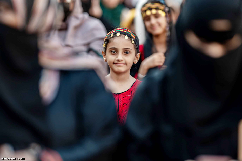 أهازيج تاريخية تُدشن مسيرة جدة