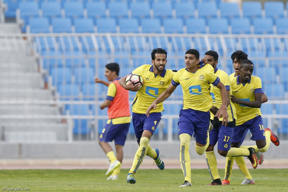 النصر يهزم الهلال ويتصدر كأس فيصل