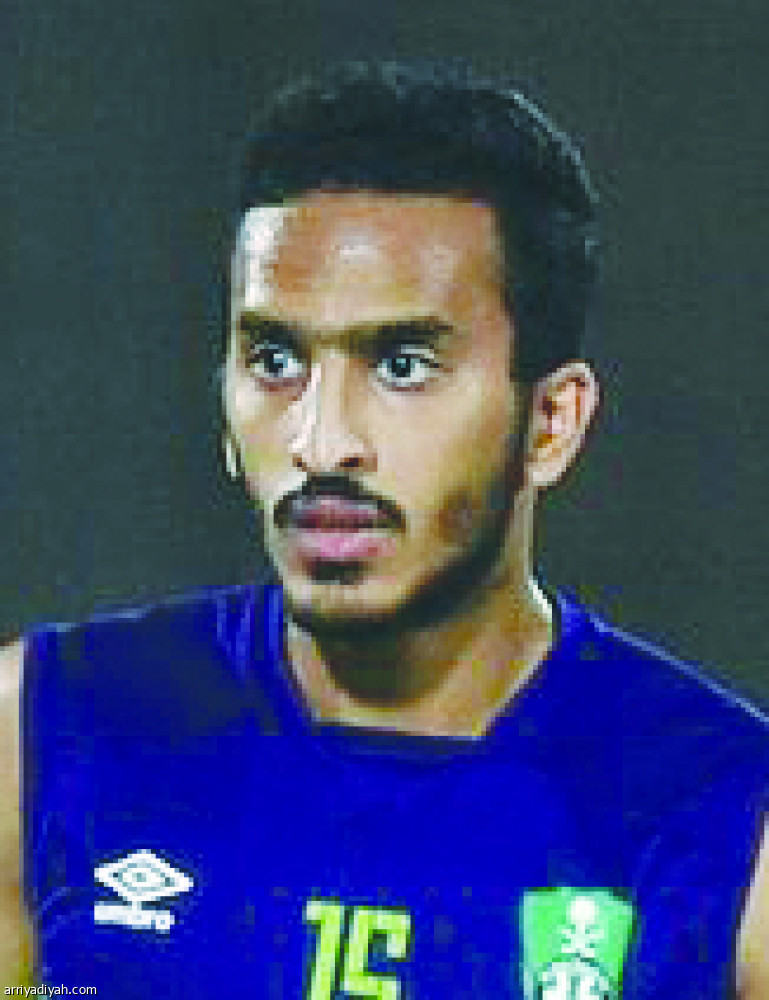 “الخليجية” تهدد أجنحة الأهلي