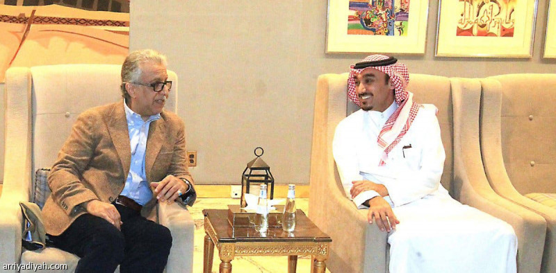 الفيصل يثمن تهنئة آل خليفة لتزكيته رئيسا لـ«العربي»