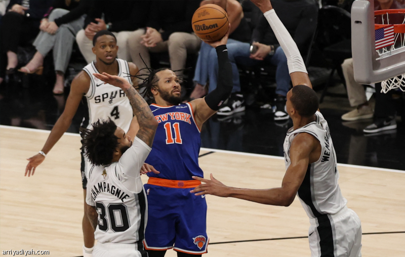 Knicks secure win over Spurs