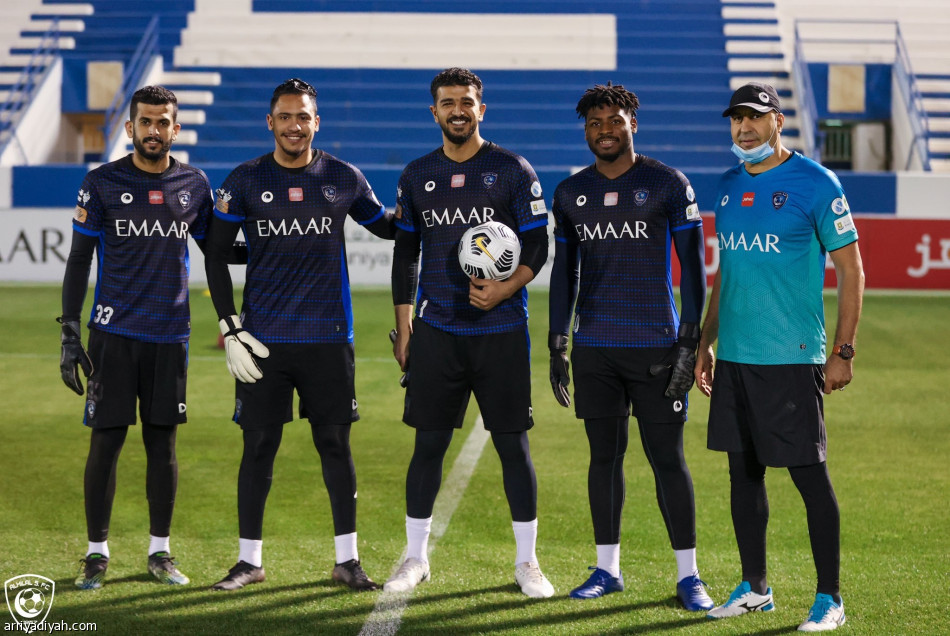 أجانب الهلال يتقدمون عودة الفريق