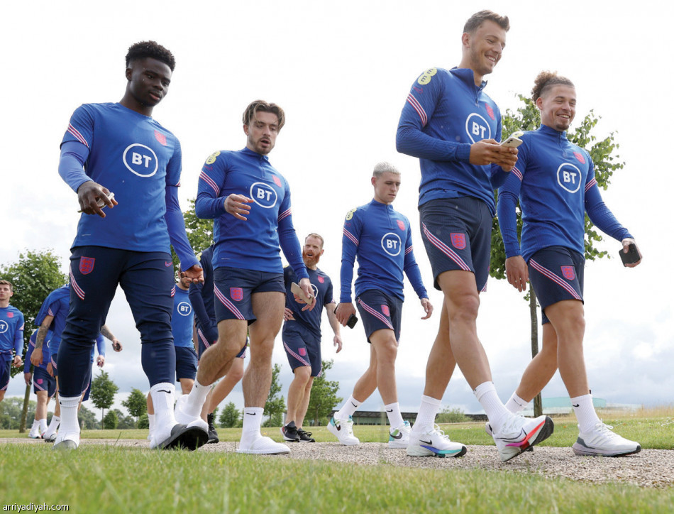 إنجلترا.. 3 رباعيات..
و 5 «كلين شيت»